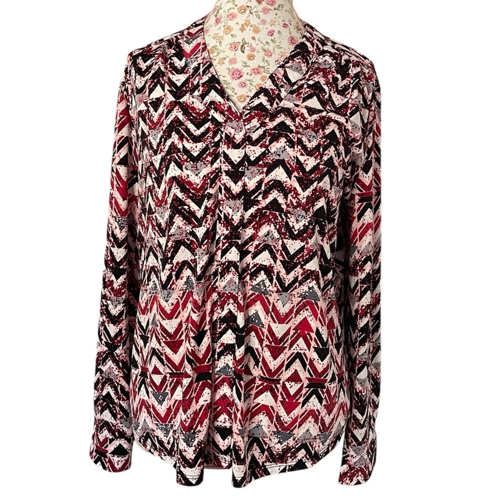 Cato Women’s Large Stretch Geometric long Sleeve Red and Black Chevron Blouse